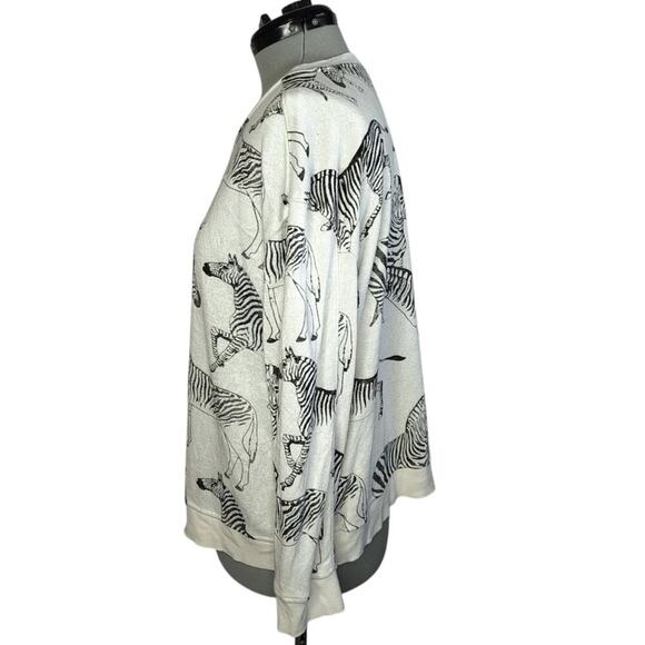 Jane and Delancey zebra novelty print crewneck sweatshirt, size XL - Picture 2 of 9